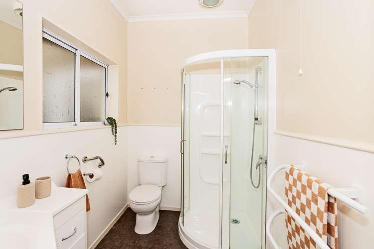 171 Chelmsford Street Windsor_13