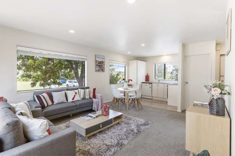 12/1 Melview Place New Lynn_12