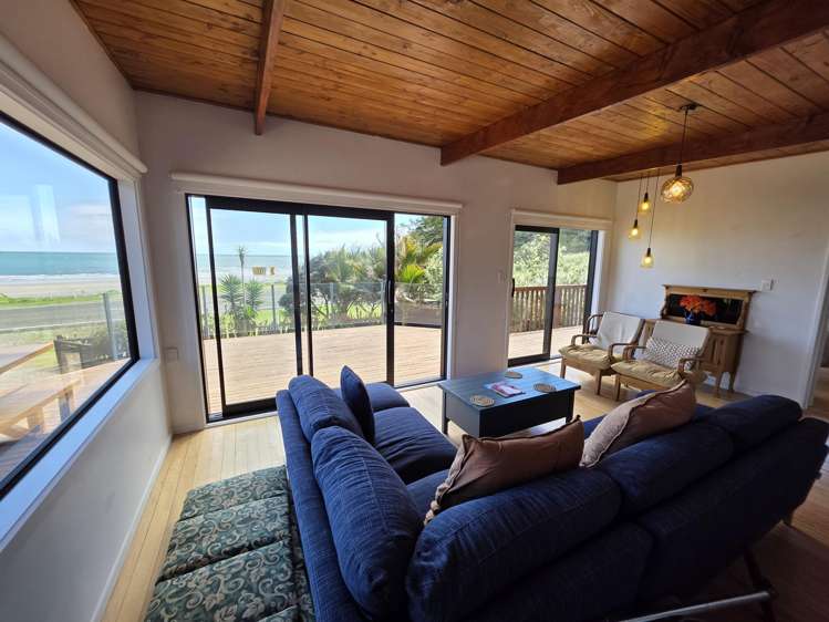 10744 State Highway 35 Waihau Bay_7