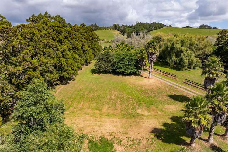 699 School Road Tomarata_22