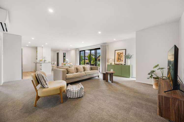 18 Magnum Drive Cromwell_6