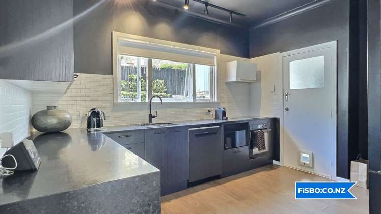 97 James Cook Street Havelock North_7