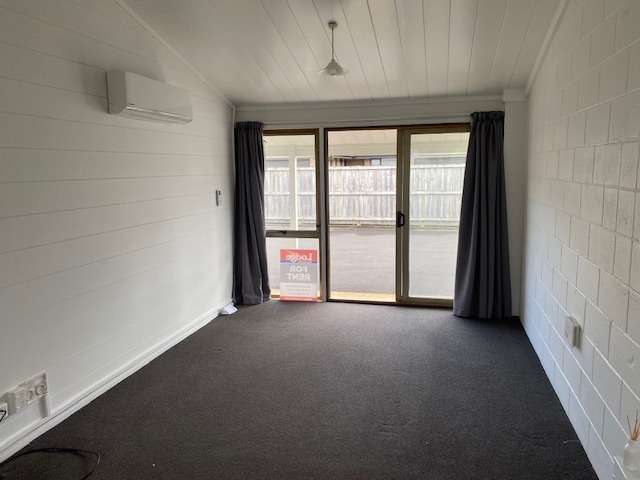 1/13 Albert Street 1074_3