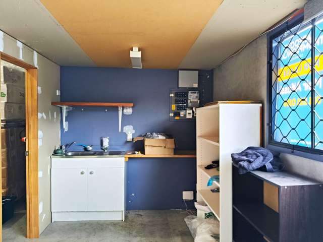 Unit 2/3 Brick Street Henderson_4