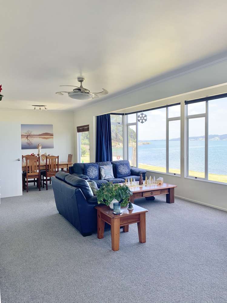 2 Waikaraka Beach Road Tamaterau_7