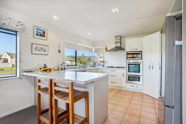 146 Guildford Drive Paraparaumu Beach_2