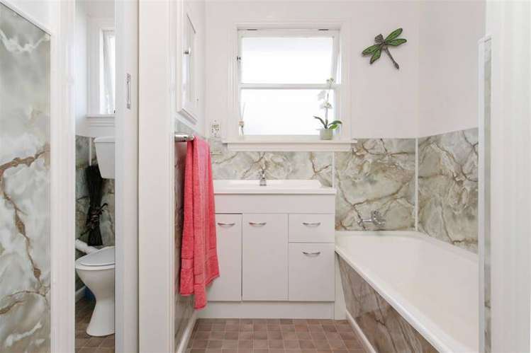 21 Oriana Crescent Hornby_13