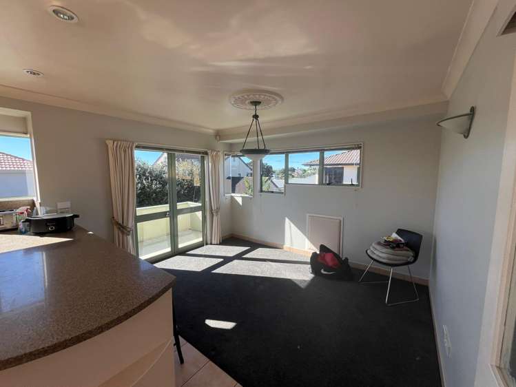 10B Nadine Place Mangere Bridge_16