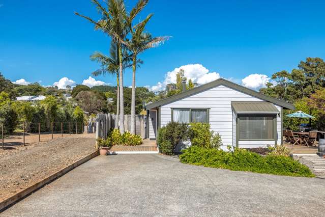 7 Hartley Avenue Onetangi_1