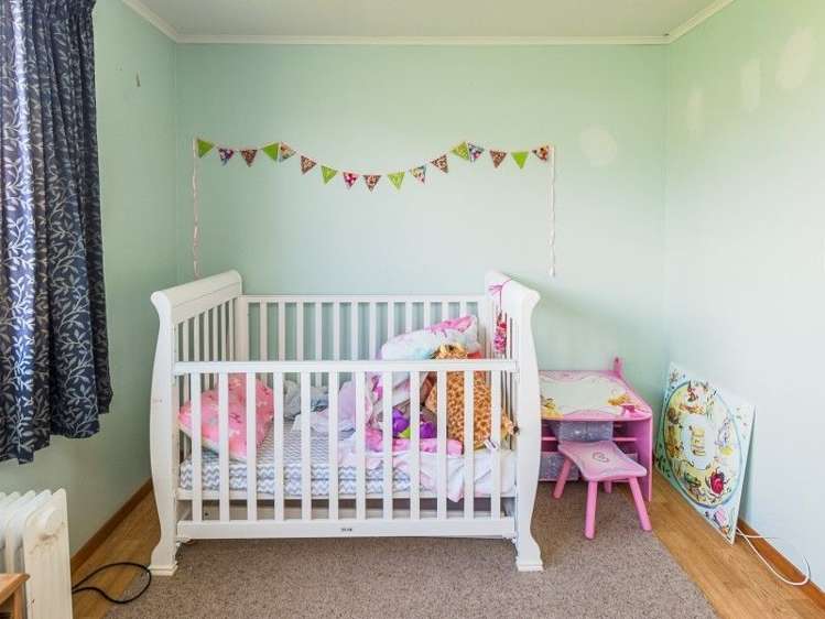 21 Surrey Road Springvale_14