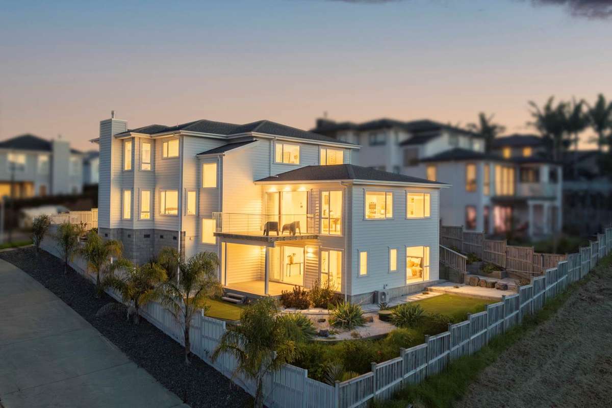 8 Richard Hill Close_0