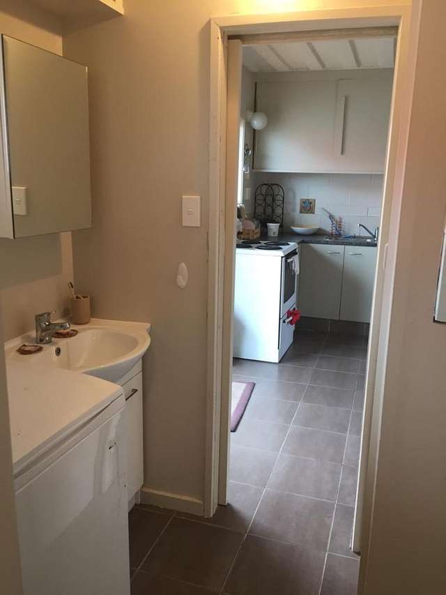 1/2 Hammond Street Hamilton Central_2