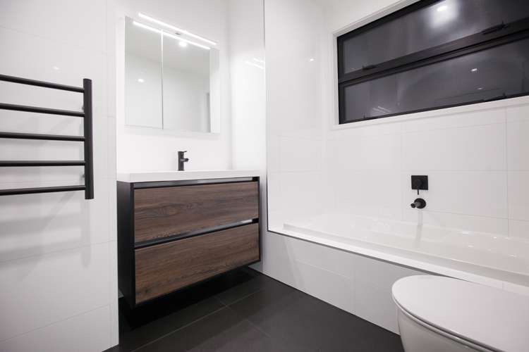 41 Veale Road Frankleigh Park_17