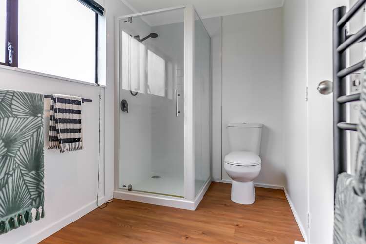 35a Lake Crescent Hamilton Lake_15