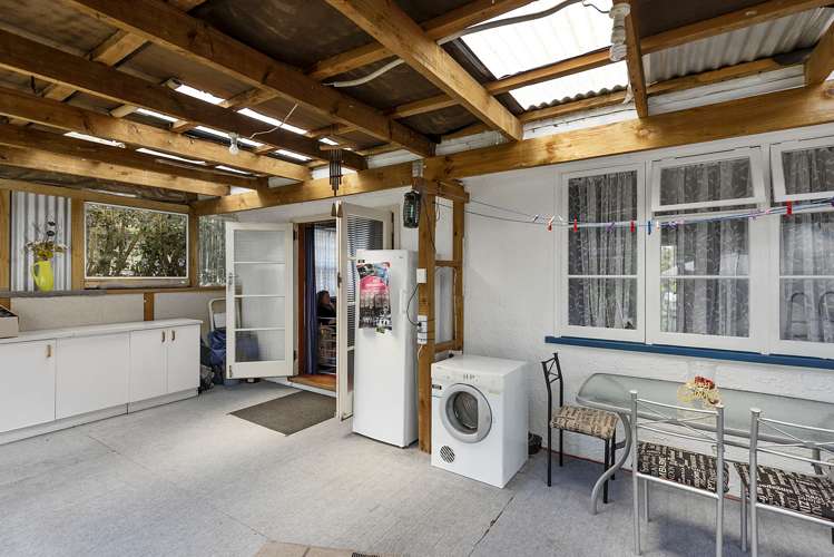 51 Kenney Crescent Fairfield_16