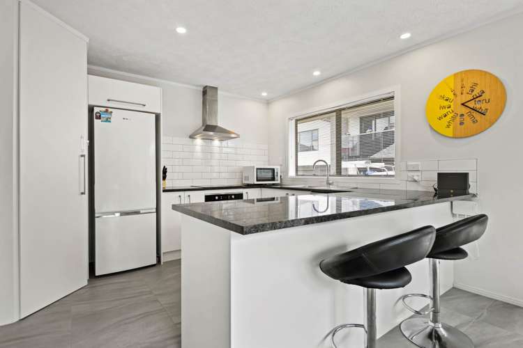 2/19 Landon Avenue Mangere East_7