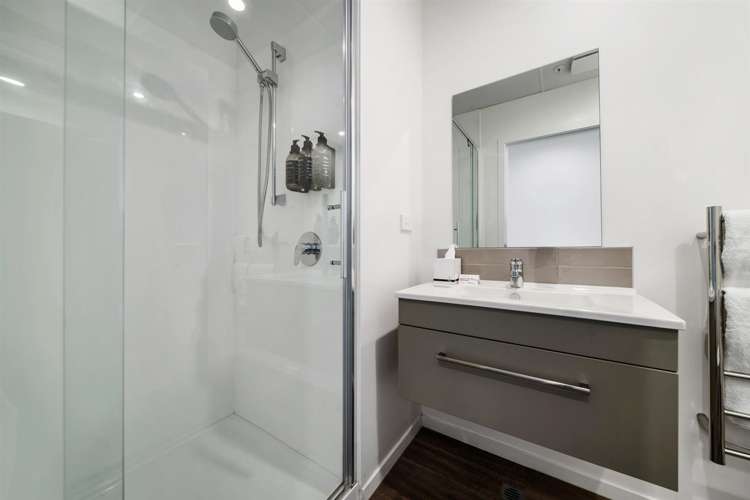 316/18 Frankton Road Queenstown_7