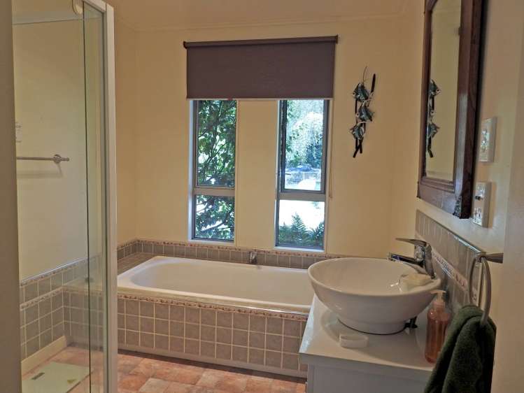 38 Slippery Road Tapawera_16