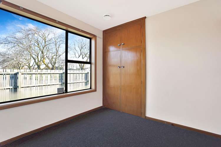 17 Mona Square Ashburton_17