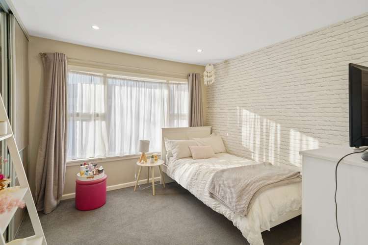 22 Dunstan Crescent Hornby_8