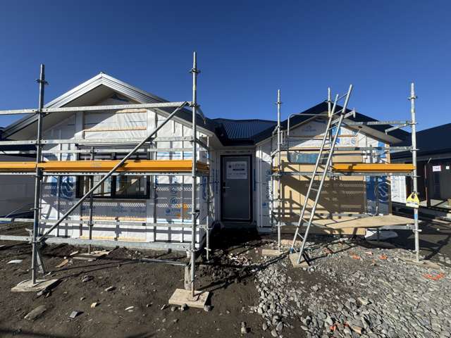 Brand New 3 Bed Act FAST