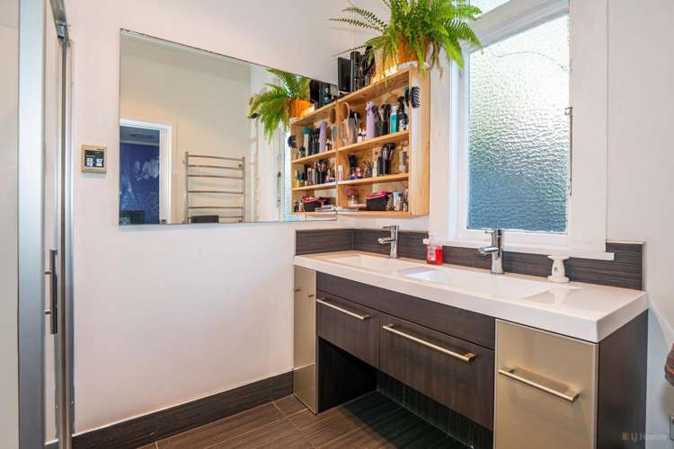 12 Grasmere Street Waimataitai_16