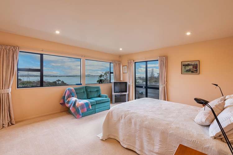 103 Frederick Street Hillsborough_12