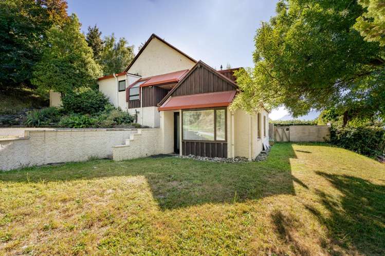 13 Lochy Road Fernhill_18