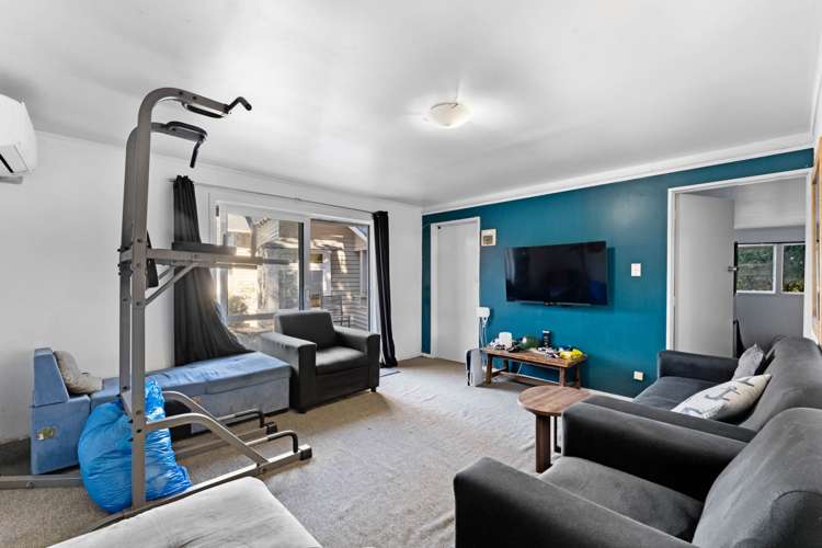 70 Woodward Road Mt Albert_2