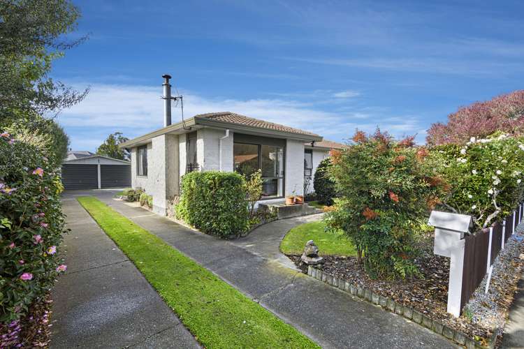 25 Millstream Drive Lincoln_1