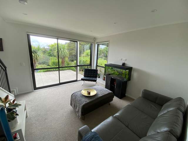 16 Matairangi Avenue Totara Heights_3