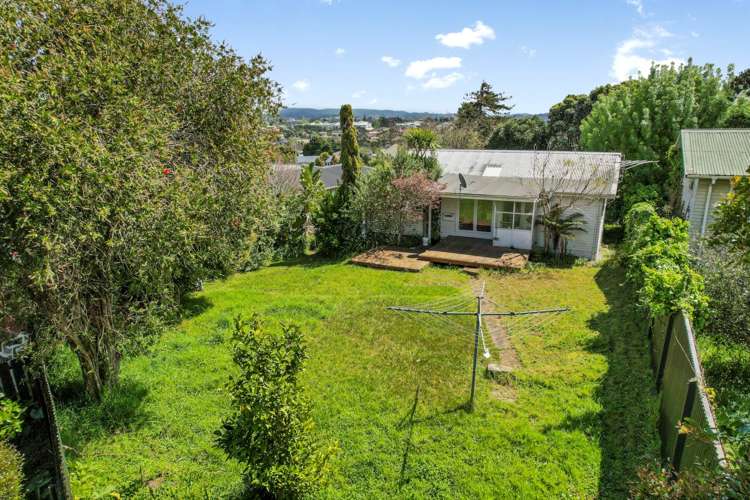 201 Edmonton Road Te Atatu South_11