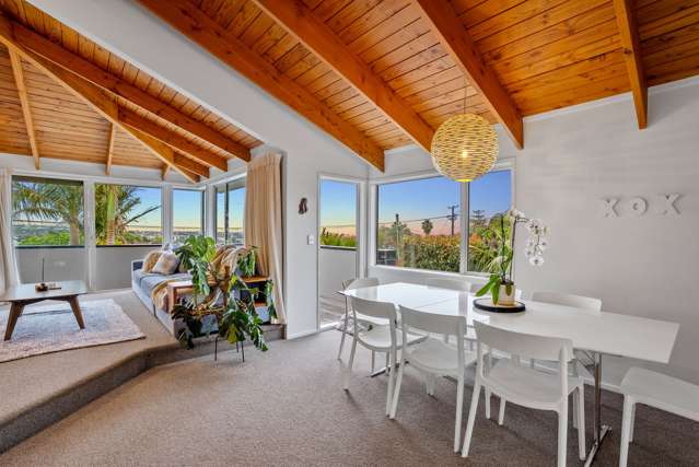 556 Beach Road Rothesay Bay_4