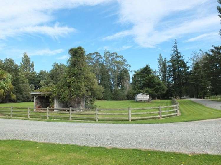 3 Limehills Browns Road Winton Surrounds_11