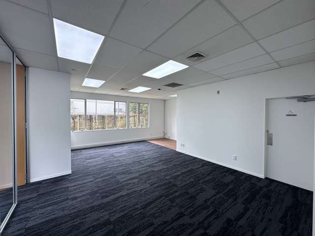 A/44-46 Constellation Drive Rosedale_3