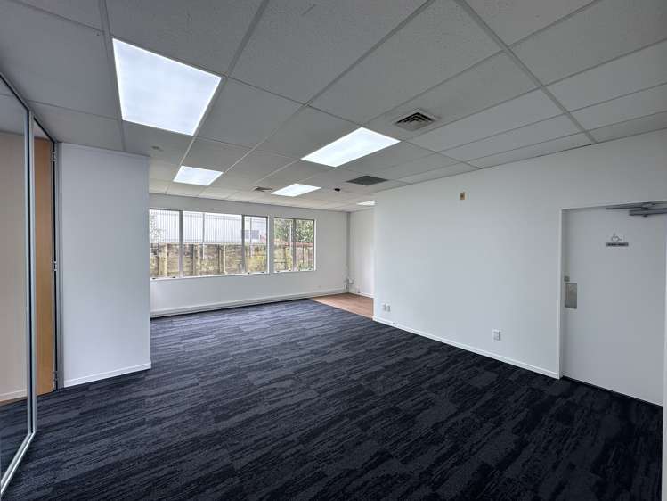 A/44-46 Constellation Drive Rosedale_3