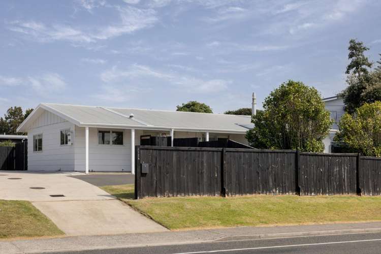 1126 Papamoa Beach Road Papamoa Beach_32