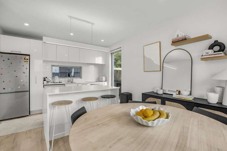 52B Durham Crescent Fairfield_4