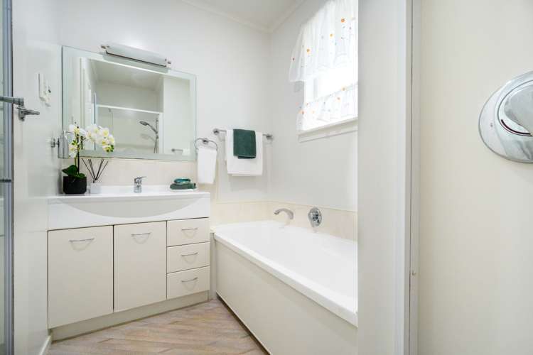 107 Wharf Road Te Atatu Peninsula_15