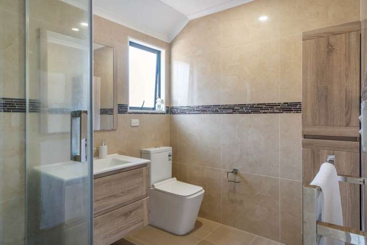 8 Leixlep Lane East Tamaki_17