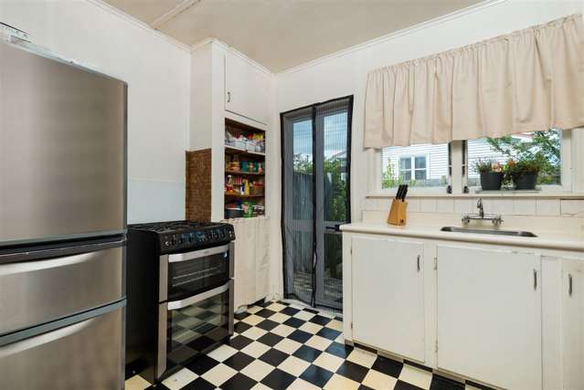 2/92 Verbena Road Birkdale_4