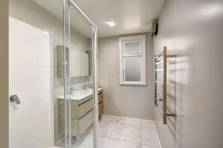 10 Irvine Road The Cove_15