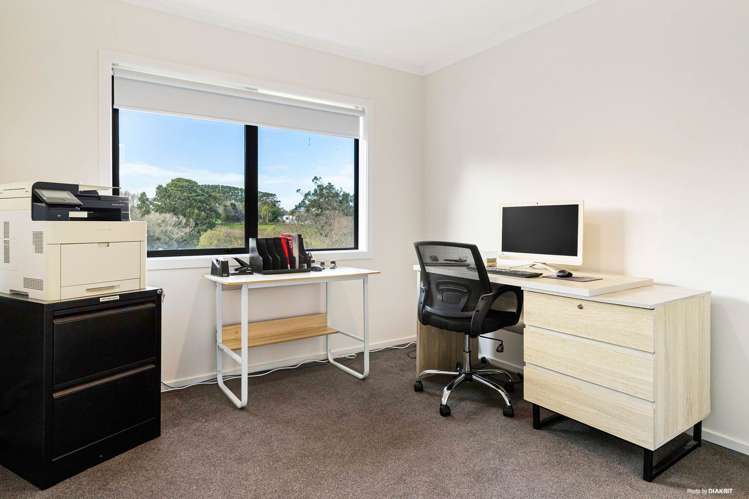 10 Trosk Place Waiuku_16