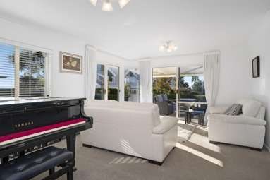 2/674L Ranginui Road_3