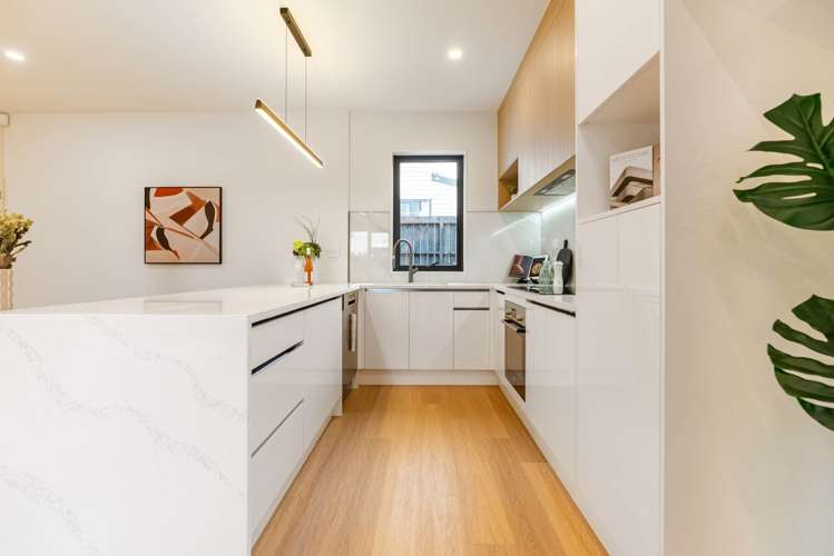 32 Tahapa Crescent Meadowbank_13