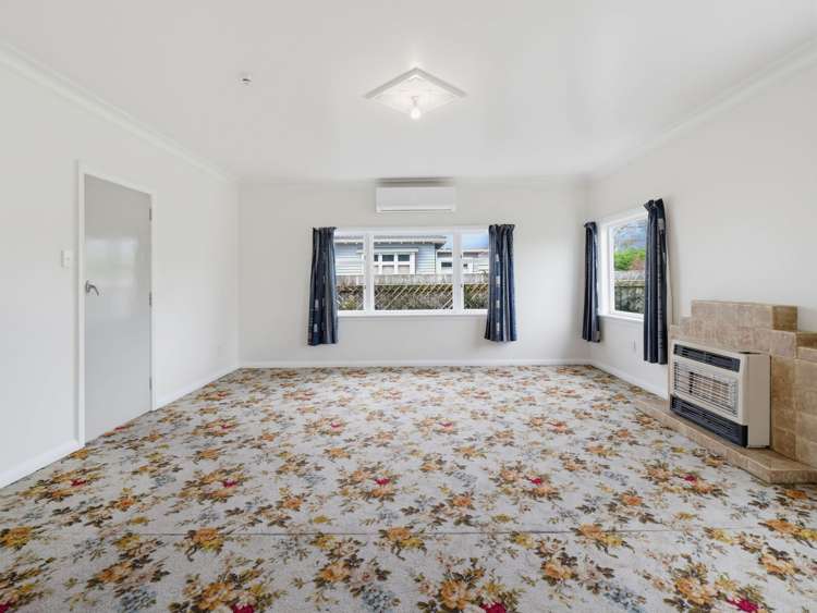595 Queen Street East Levin_5