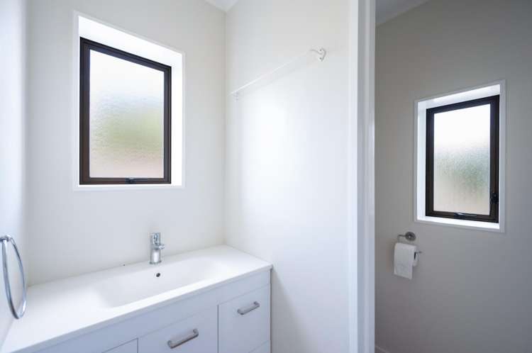 2/41 Manson Avenue Stoke_11