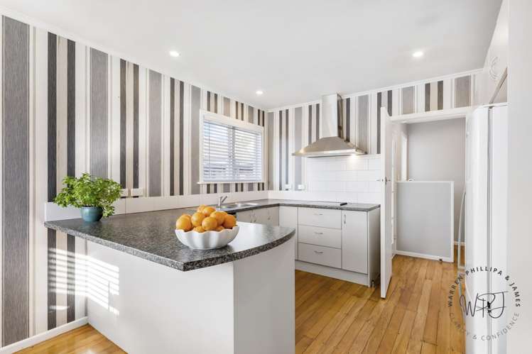 41 Shirley Avenue Papakura_10