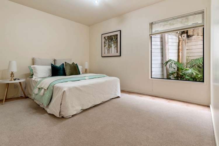 2/25 Brunton Place Glenfield_16