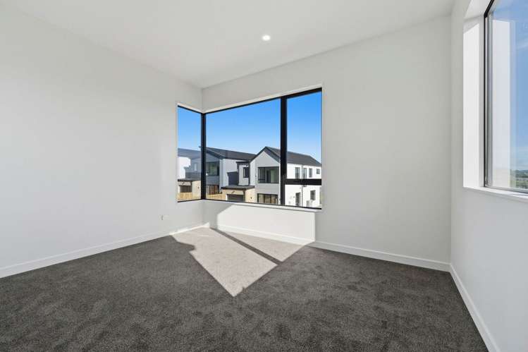 17 & 23 Wira Lane Silverdale_12
